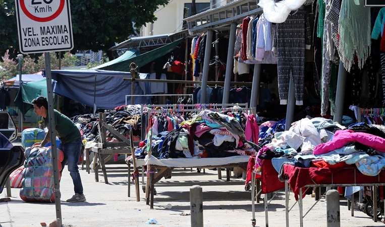 cumavi tambin sufre el desorden con ventas ambulantes fuad